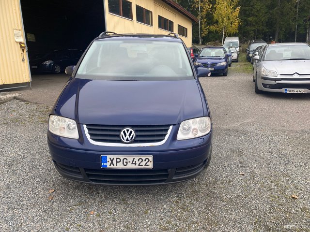 Volkswagen Touran 9
