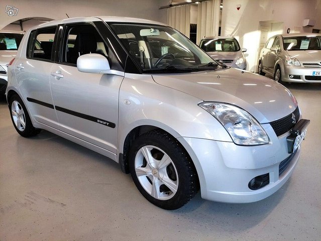 Suzuki Swift 4