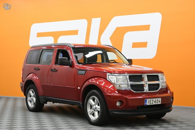 Dodge Nitro 1