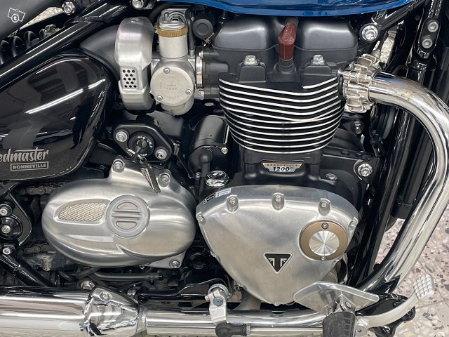 Triumph SPEEDMASTER 10