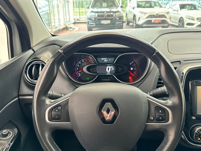 Renault Captur 12