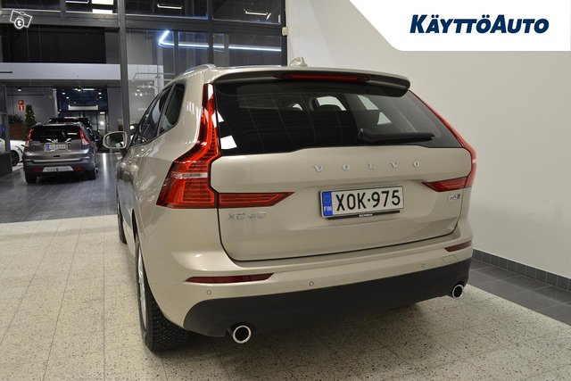 VOLVO XC60 5