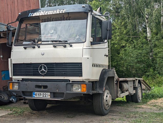 Mercedes 814 vinssi/konekuljetus, kuva 1