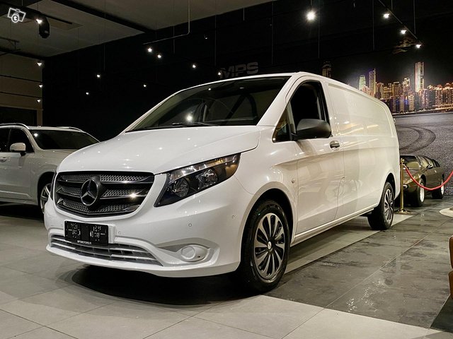 Mercedes-Benz Vito 9