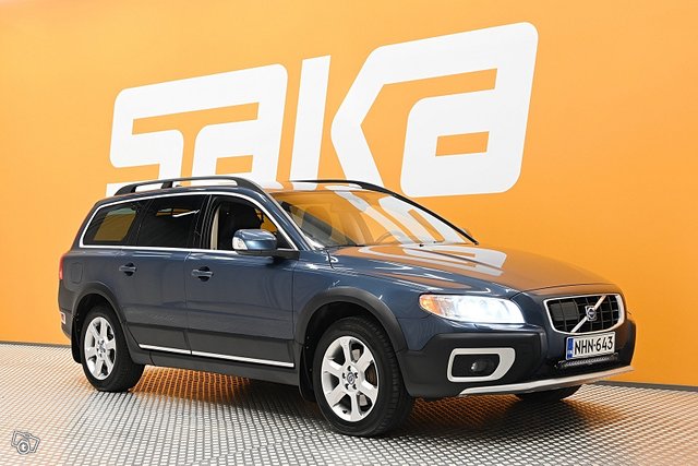 Volvo XC70 1