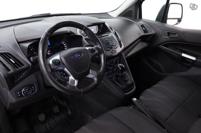 Ford Transit Connect 9