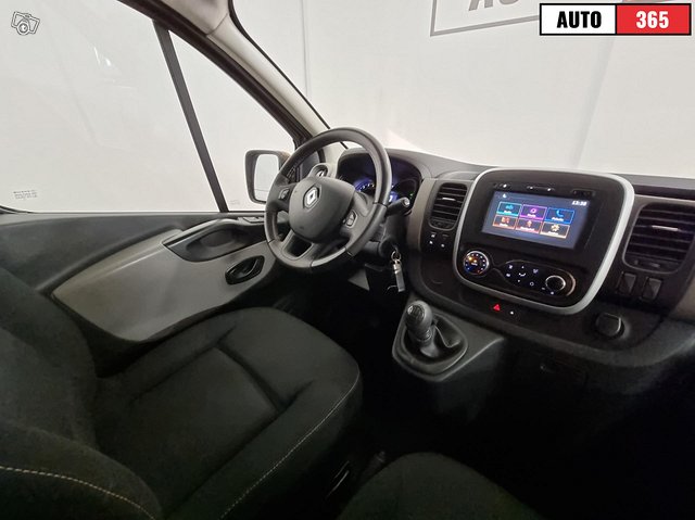 Renault Trafic 9