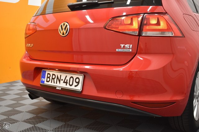 Volkswagen Golf 9