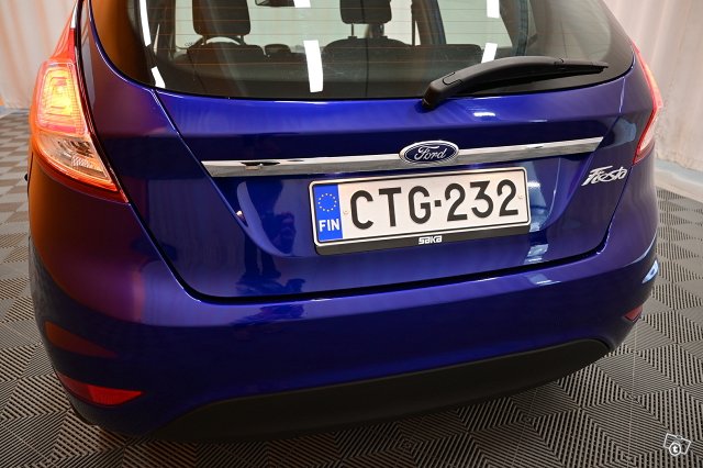 Ford Fiesta 10