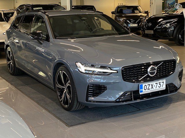 VOLVO V60 3