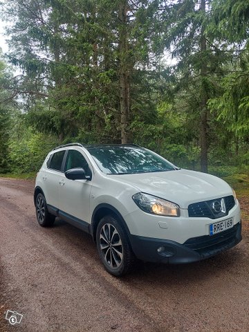 Nissan Qashqai 1