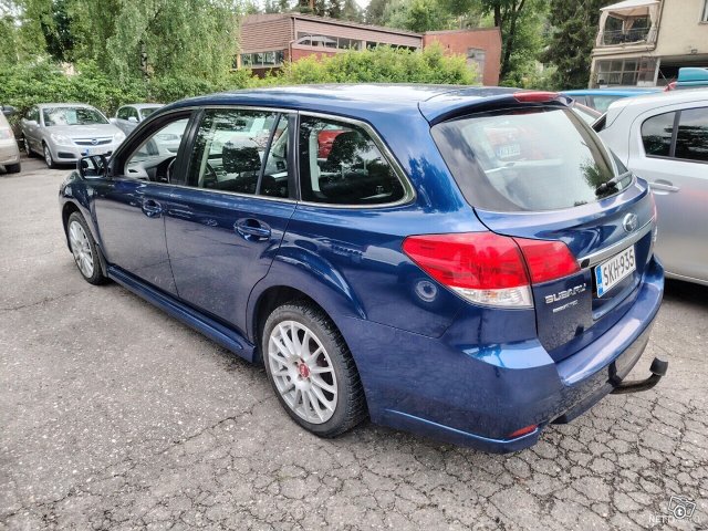 Subaru Legacy 9