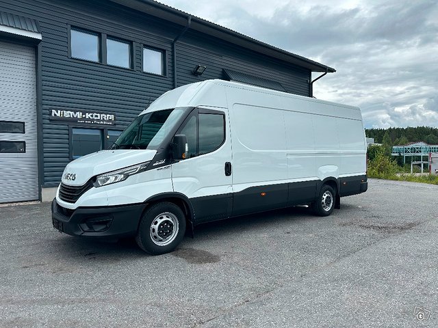 Iveco Daily 35S16A8 16m3 pakettiuto, kuva 1