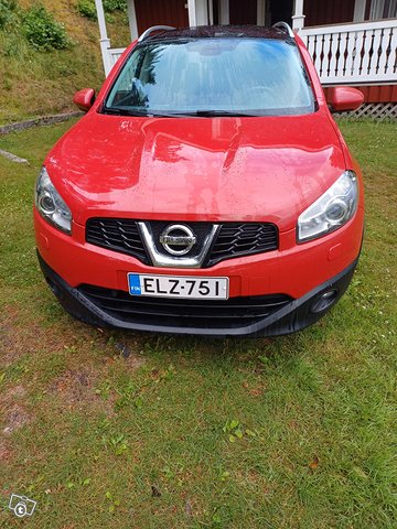 Nissan Qashqai+2 1