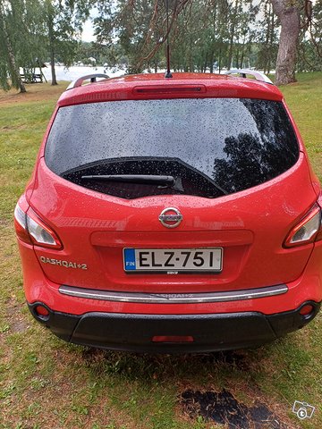 Nissan Qashqai+2 3