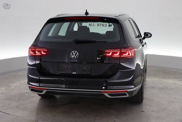 Volkswagen Passat 10