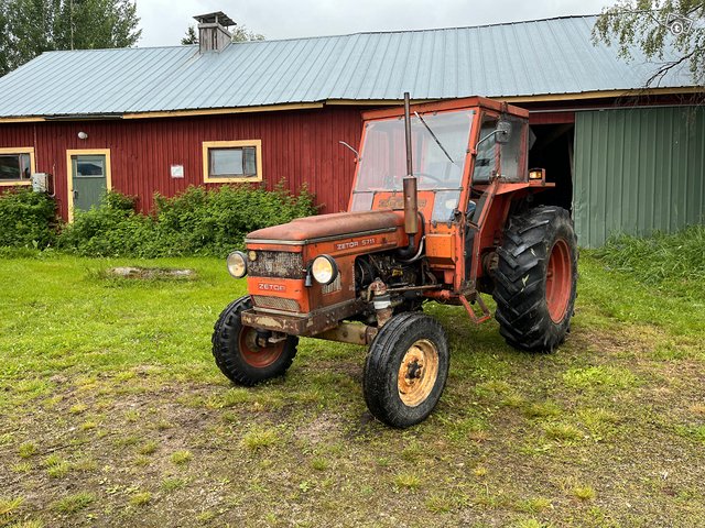 Zetor 5711, kuva 1