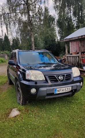 Nissan X-Trail 1