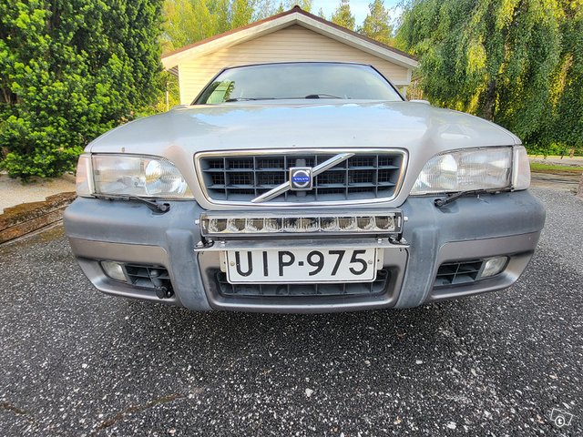 Volvo V70 5