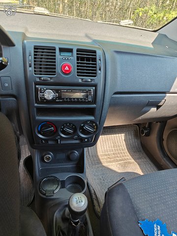 Hyundai Getz 10