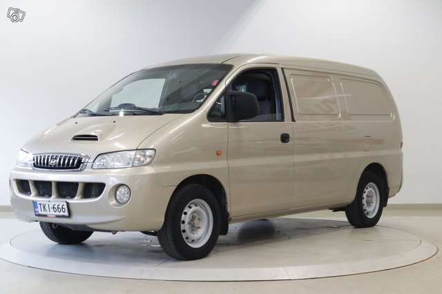 Hyundai H-1