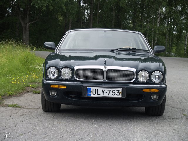 Jaguar XJ, kuva 1
