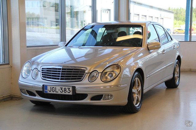 Mercedes-Benz E