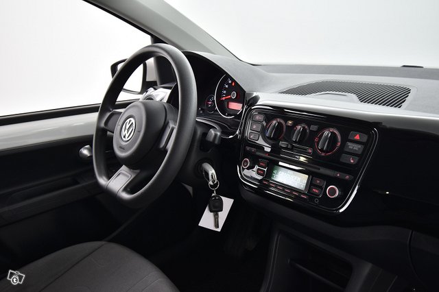 VOLKSWAGEN Up 12