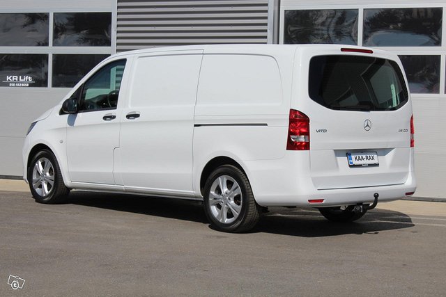 Mercedes-Benz Vito 8