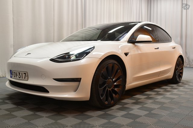 Tesla Model 3 3