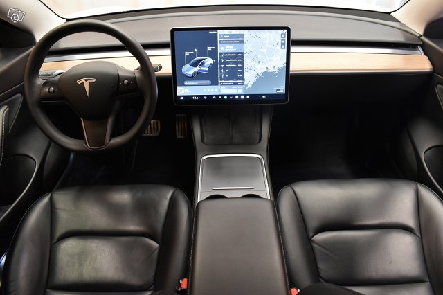 Tesla Model 3 15