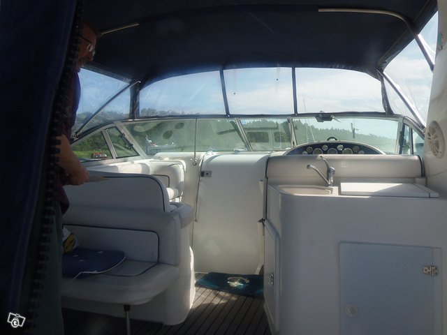 Sea Ray 3200 mustang 2 x 190hp 69000 24