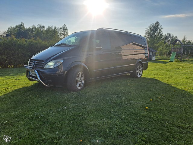 Mercedes-Benz Viano 2