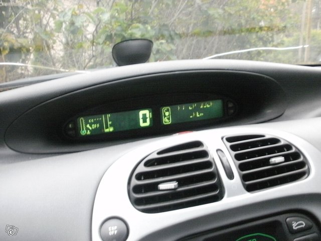 Citroen Xsara Picasso 8