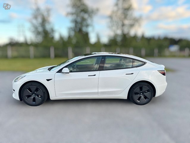 Tesla Model 3, kuva 1