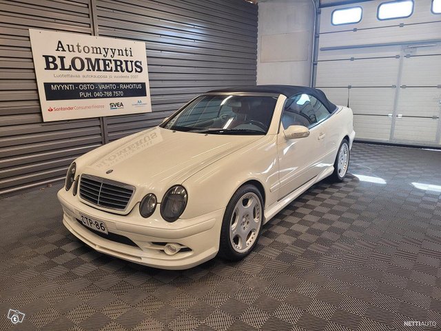 Mercedes-Benz CLK, kuva 1