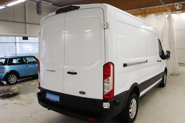 Ford Transit 10