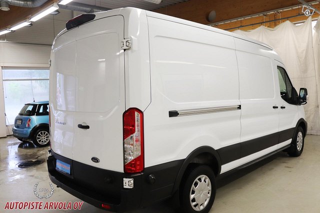 Ford Transit 12