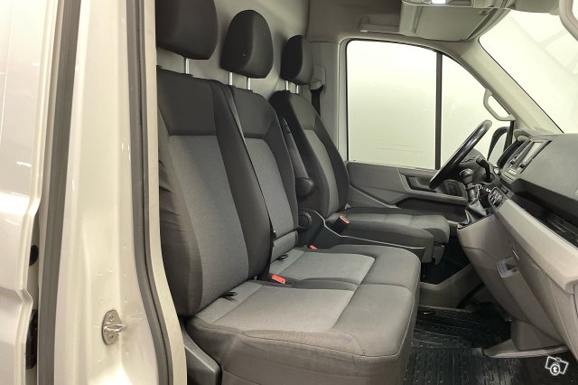 Volkswagen Crafter 8