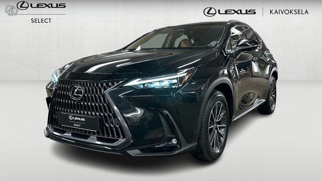 Lexus NX, kuva 1