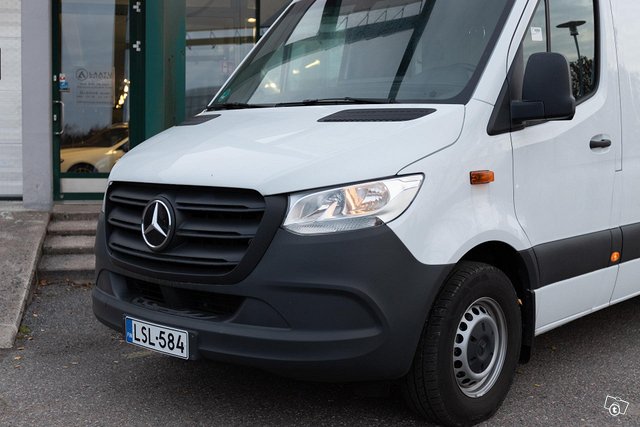 Mercedes-Benz Sprinter 17