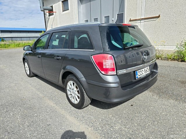 Opel Astra 4