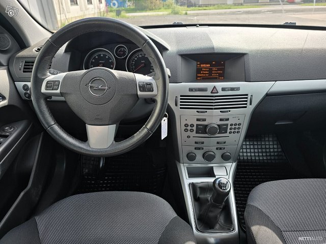 Opel Astra 7