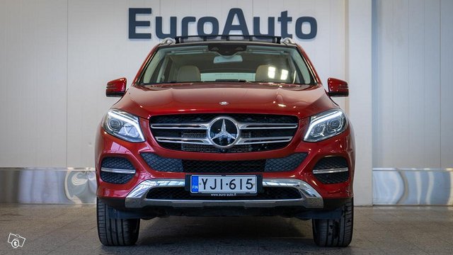 Mercedes-Benz GLE 2