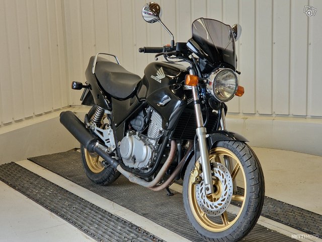 Honda CB, kuva 1