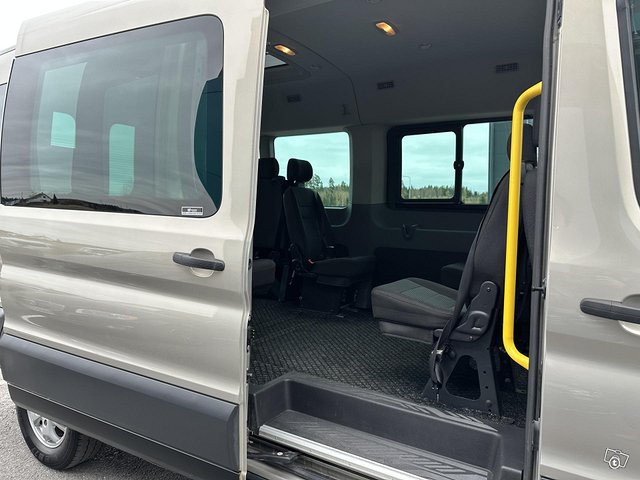 Ford Transit 11