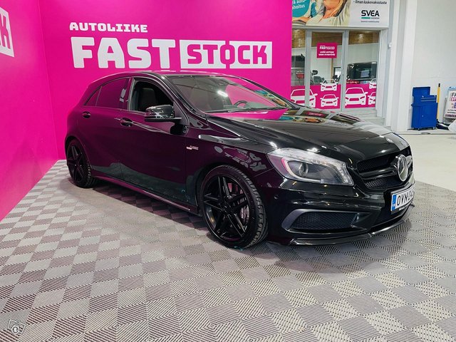 Mercedes-Benz A 45 AMG 10