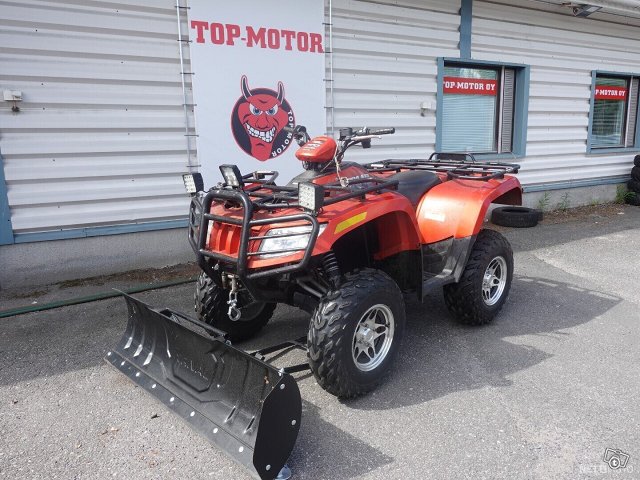 Arctic Cat 700 EFI LE 1