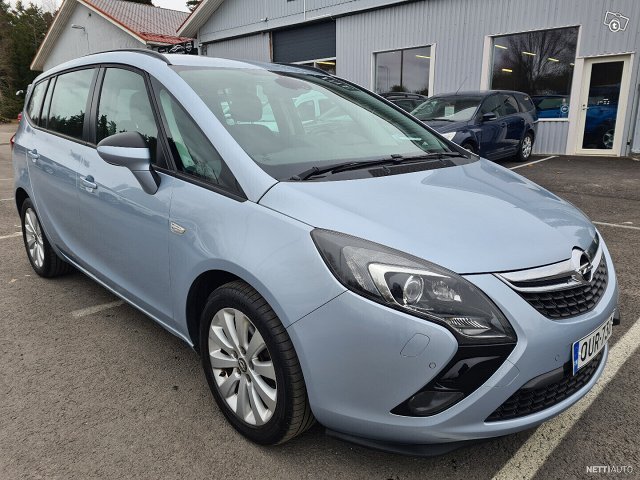 Opel Zafira Tourer