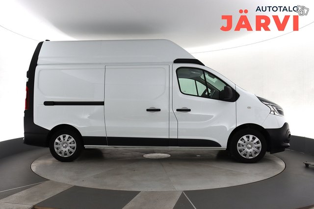 Renault Trafic 4